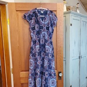 Elegant Floral Navy Maxi Dress